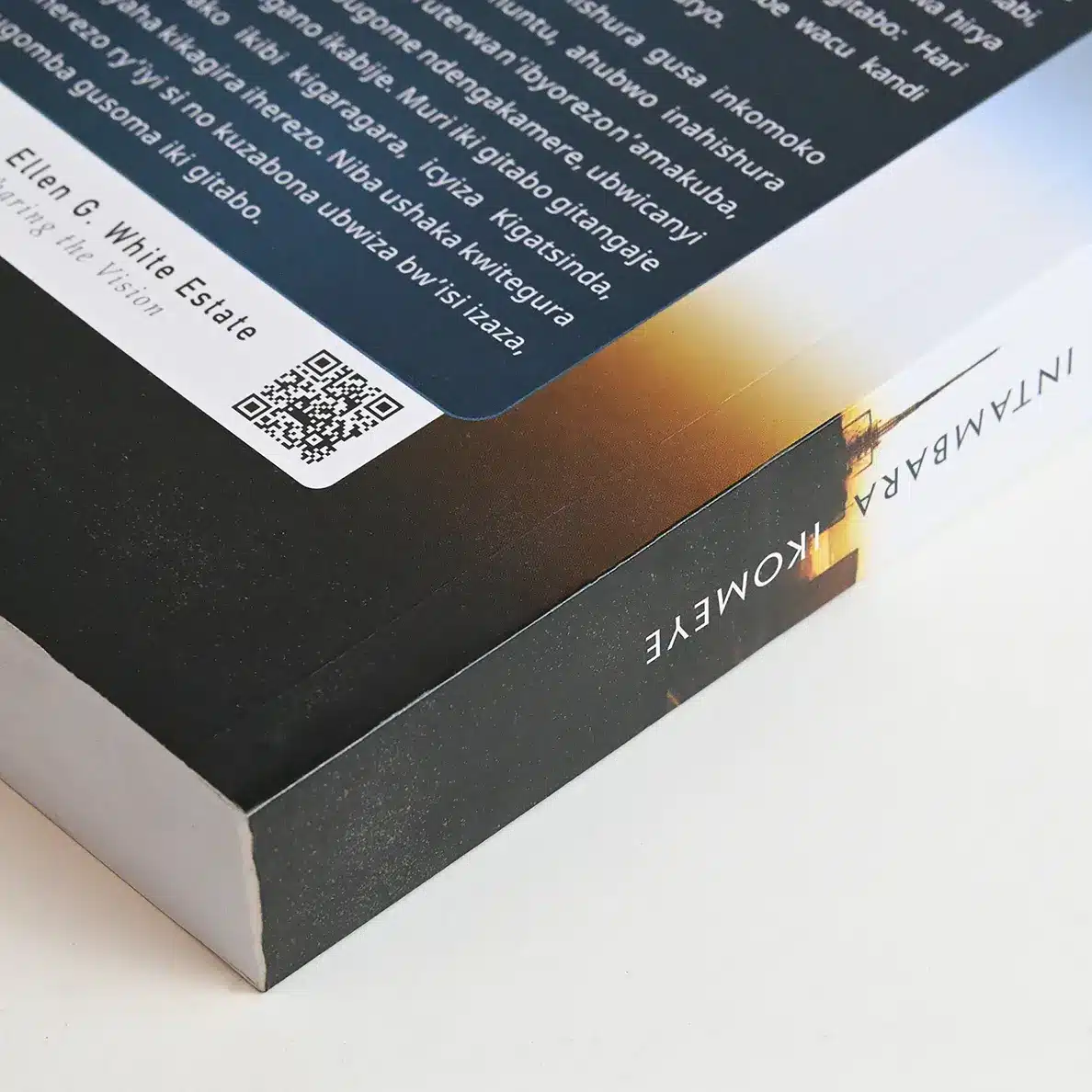 Hardcover vs Paperback: Cost Analysis for Print Runs